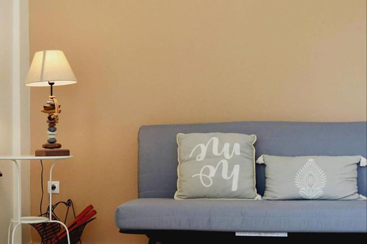 Lemon Beach Front Apartment, Nikiti Dış mekan fotoğraf