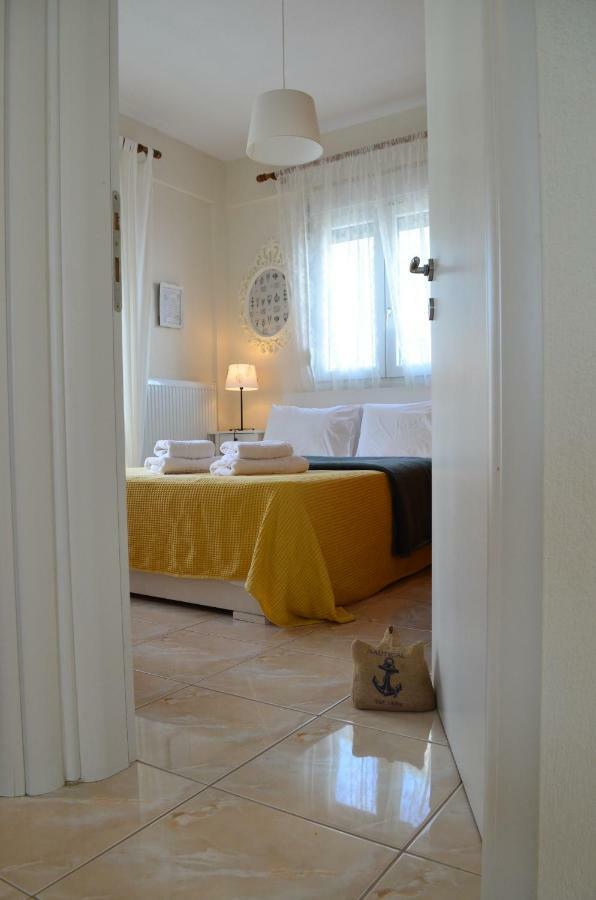 Lemon Beach Front Apartment, Nikiti Dış mekan fotoğraf